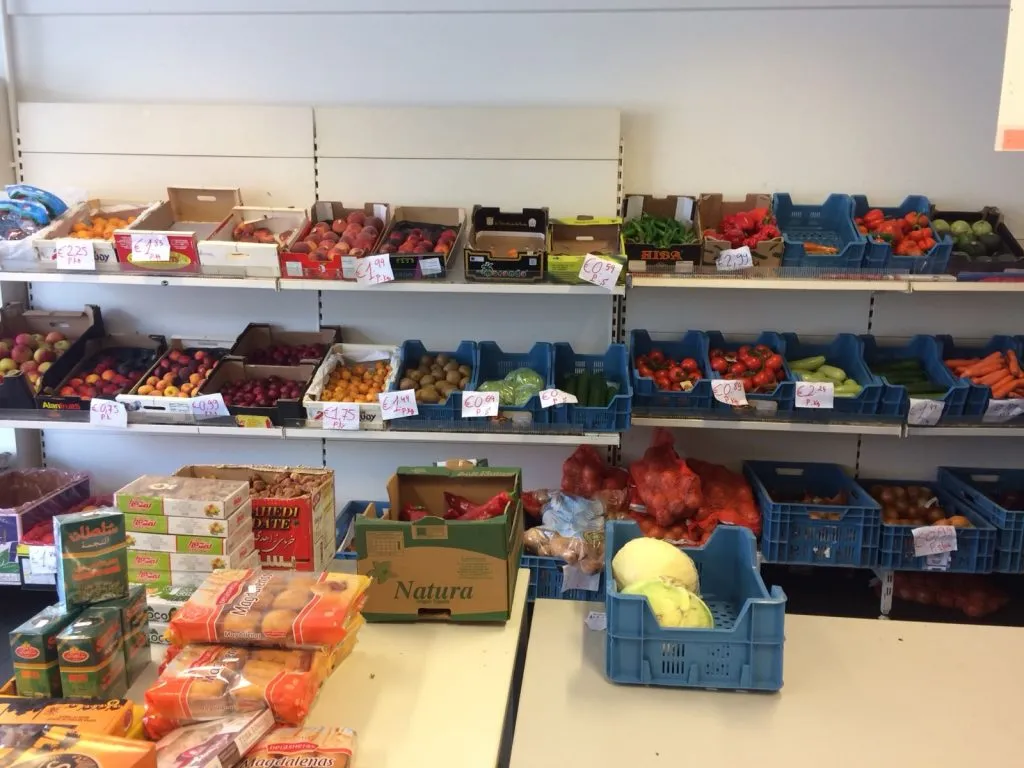 Marokkodieet overzicht slagerij marhaba groenten detail