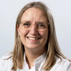 dr. Nadine Pelzer, neuroloog