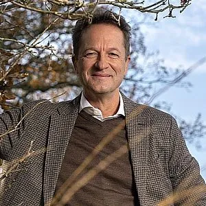 prof. dr. Rogier Hoenders, psychiater